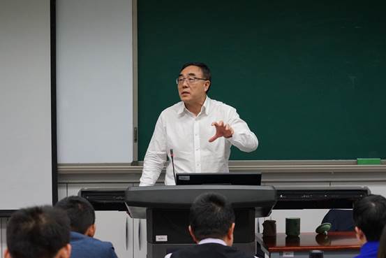 经理领衔yl6776永利集团观摩课 大国崛起之际探讨资本金融