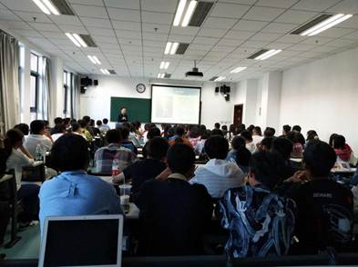 yl6776永利集团工商管理专业2018级本科生入门导论课程顺利进行