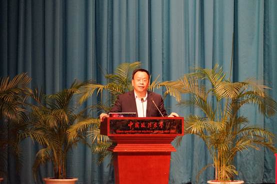 以诚信承载厚德，以公平践行明法——时建中副董事长在yl6776永利集团2018级新生入学典礼上的讲话