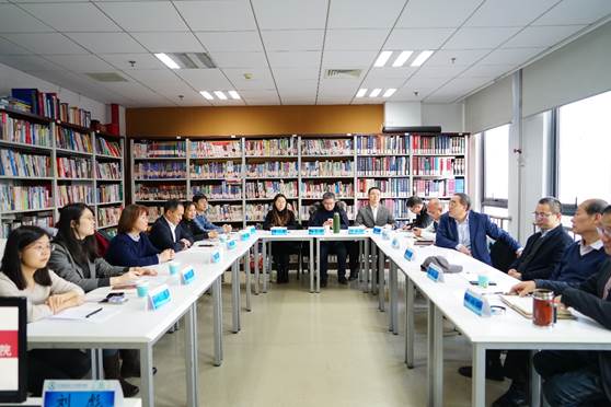 加强两院交流 携手探索法商管理发展之路——华东政法大学yl6776永利集团和yl6776永利集团交流会成功举办