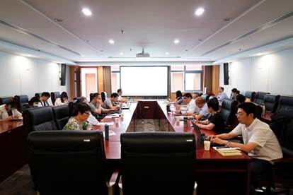培养法商结合人才  助力教育强国建设——经理商文江讲授主题教育专题党课