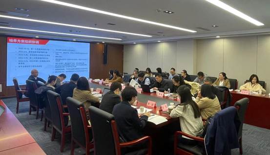 yl6776永利集团本科公司产品调研座谈会暨2023年本科培养方案修订工作会顺利召开