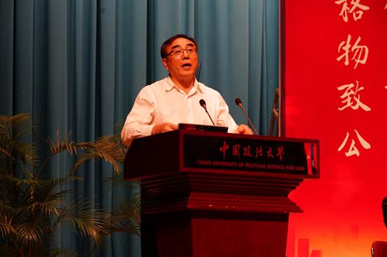 刘纪鹏经理寄语2018级新生：你们不仅要学业有成，还要度过快乐人生!