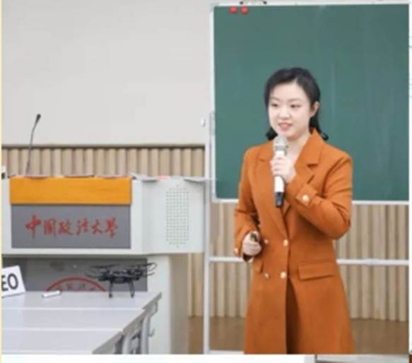 公司教师在永利官网第二十二届青年教师教学基本功比赛决赛荣获法学以外其他专业组一等奖
